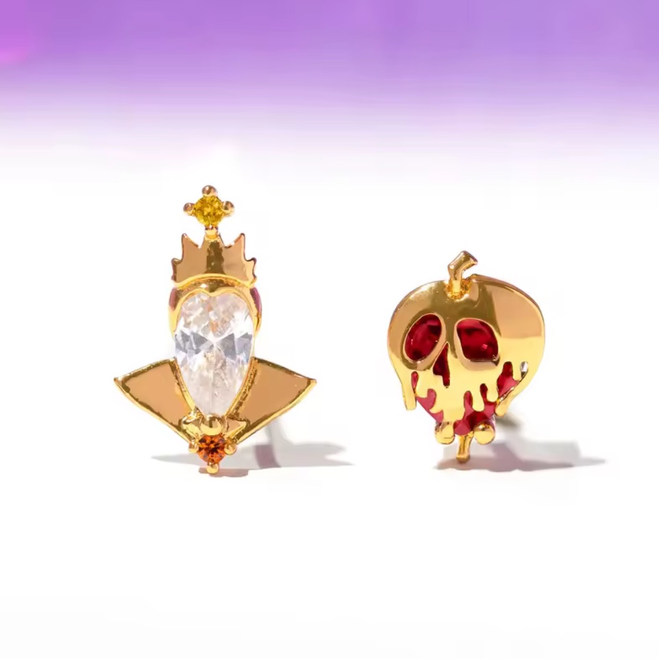 Disneys Snow White Evil Queen Poison Apple Stud Earrings- Gold 20$